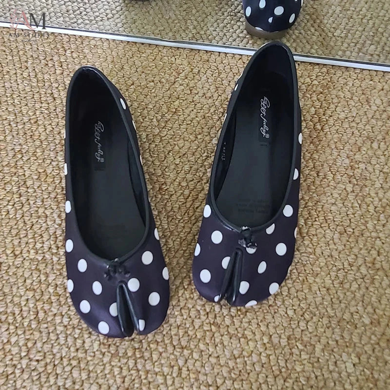 Women's Flats - view 1