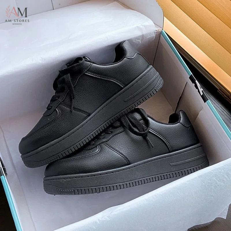 Women's Casual Sneakers - view 4