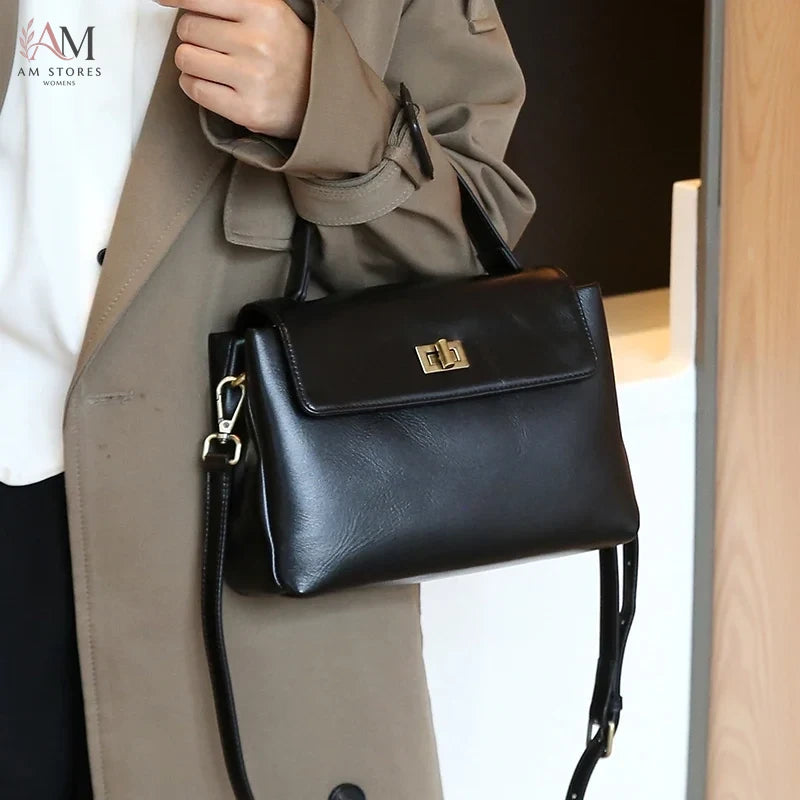 Genuine Women's Leather Vintage Crossbody Bag - view 7