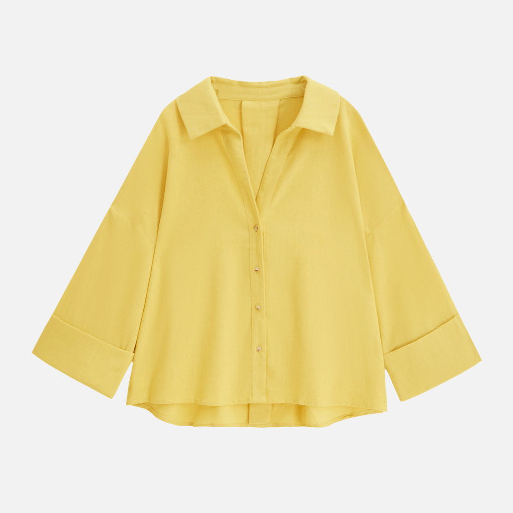Women's Casual Loose Shirt for Spring/Summer 2025 Collar Button Design Wide Sleeves Minimalist Holiday Style