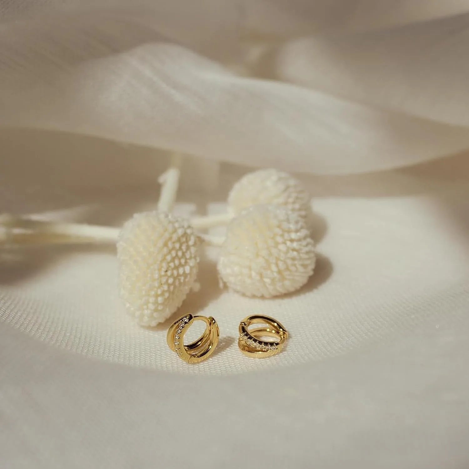 Gold Hoop Earrings for Women,14K Gold Plated Diamond Huggie Hoop Earrings for Women Wedding Gift For Woman Christmas Gift