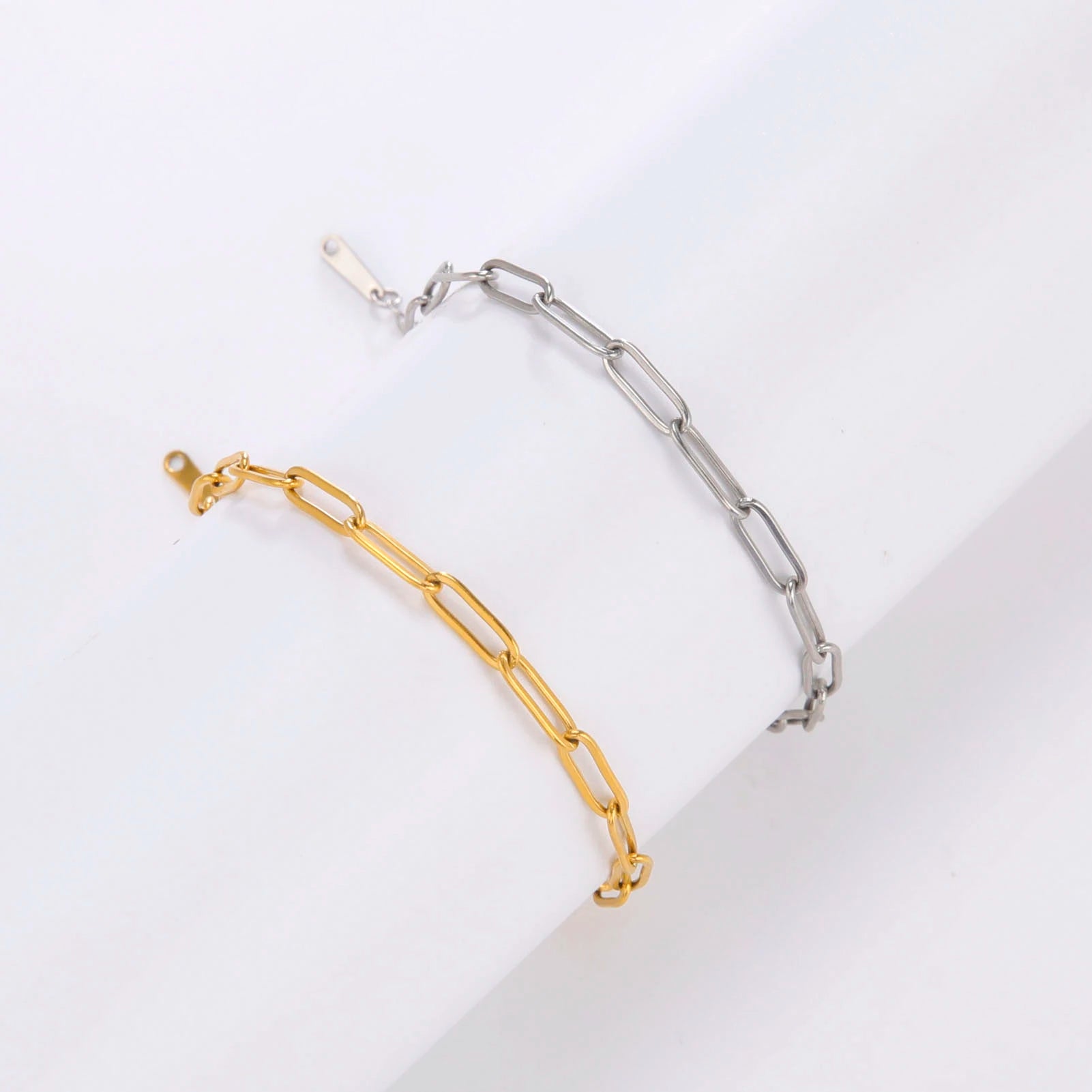 Skyrim Friendship Paperclip Link Chain Men Women Girls Stainless Steel Gold Color Bracelets Minimalist Jewelry Valentine Gift