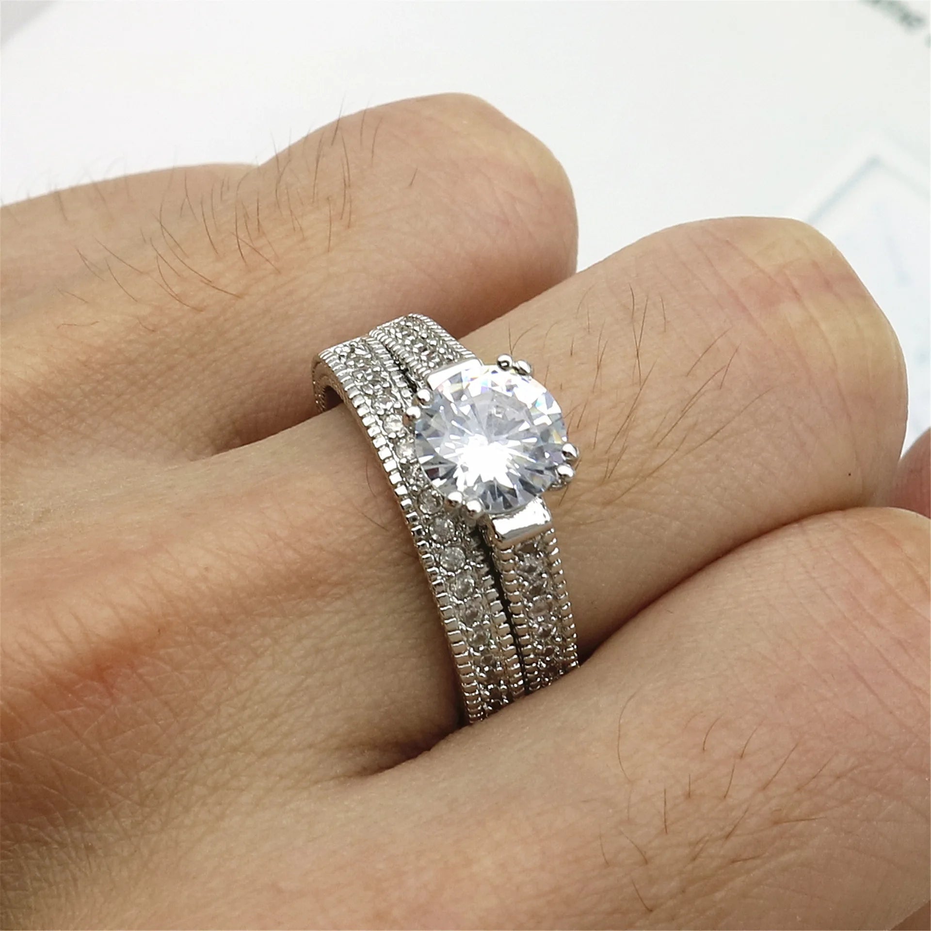 LYEE CYEE Elegant Wedding Engagement Couple Rings Set 925 Sterling Silver Color Anniversary Accessory With Full Shiny Cubiz Zircon Stone