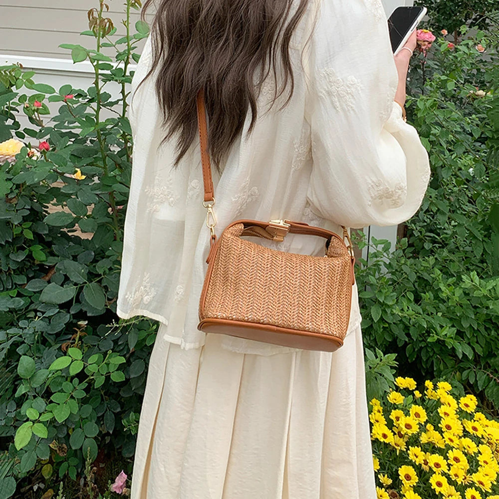 Woven Crossbody Bags Fashion Summer Beach Straw Messenger Purses Small Top Hand Hobo Bag