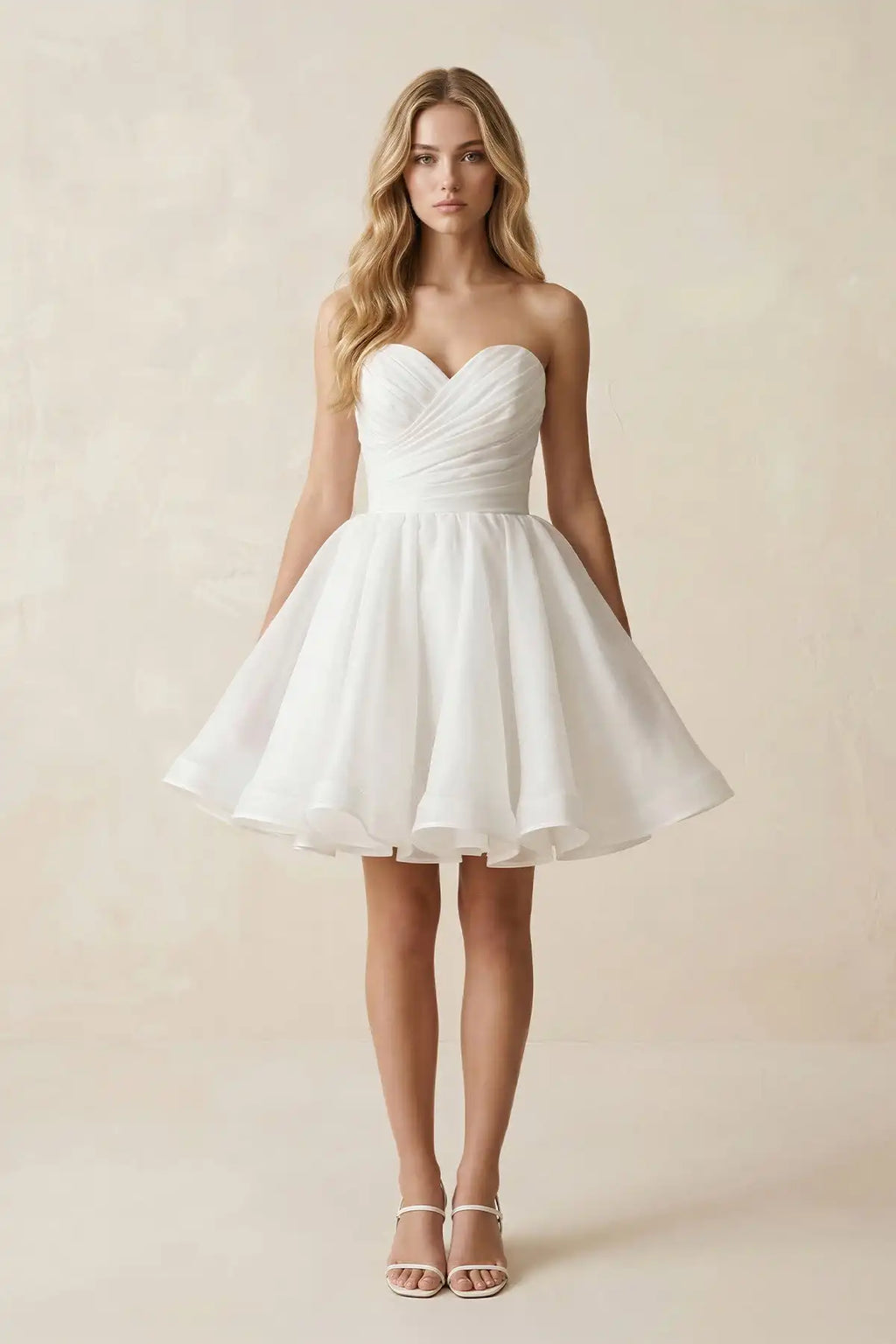 Sweetheart Neckline A-Line Strapless Pleated Organza Wedding Dress in White Wedding Dresses for Women Simple Wedding Dress