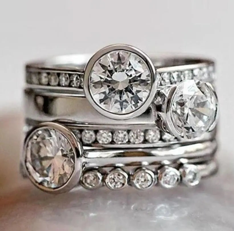 ORZTOON Trend Delicate Sliver Color Rhinestones Round Shape Hoop Rings For Women Party Accessories Gifts Custom Jewelry 2024 New