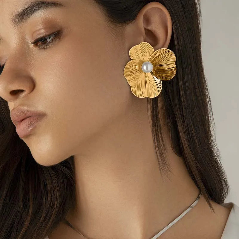Punk Vintage Metal Petal Flower Stud Earrings Women Girls Trend 2025 Goth Geometric Piercing Earring Jewelry Steampunk