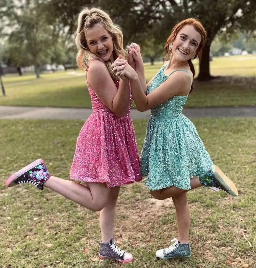 2026 Sequin Homecoming Dresses for Teens Sparkly Spaghetti Strap Short Prom Dress A-line Formal Cocktail Party Gowns