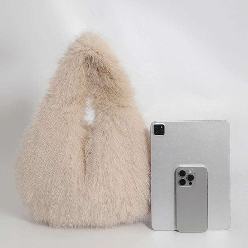 Small Hobo Handle Bags for Women Shoulder Bags Designer Furry Purse and Handbags Fashionable Cute Female Plush Bag