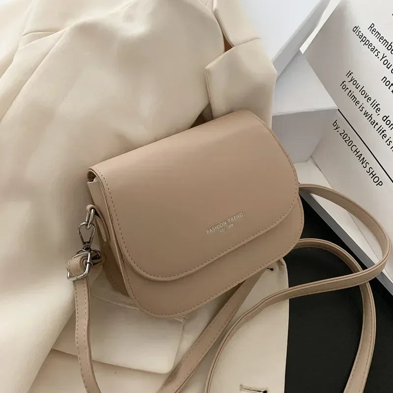 Trendy Saddle Shoulder Bag Women PU Leather Crossbody Bag Simple Solid Color Flap Messenger Bag Fashion Handbags Pouch