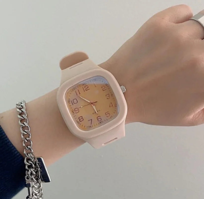 New Cute Pink Square Watch Women Casual Sport WhiteWatches Silicone Band Quartz Wristwatches Ladies Gilrs Students Watch Reloj