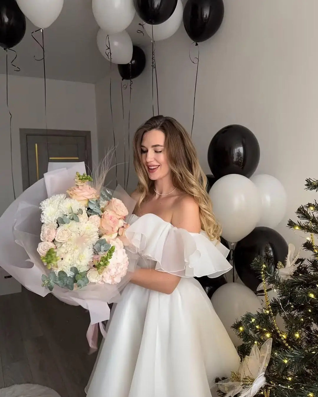 Simple Wedding Dress Party Short Wedding Dresses Off The Shoulder A-line Engagement Dress Mini Bridal Shower Gown 2026