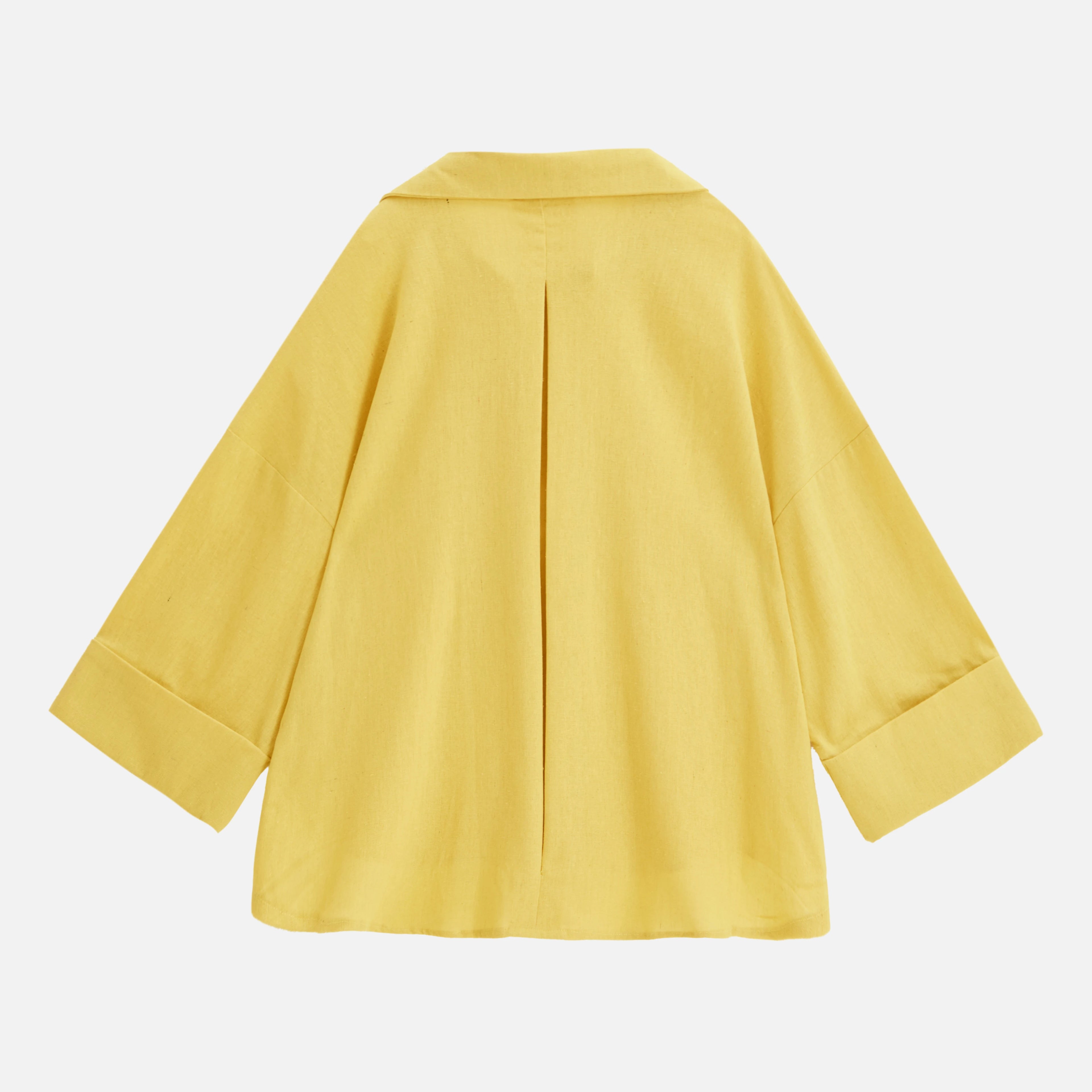 Women's Casual Loose Shirt for Spring/Summer 2025 Collar Button Design Wide Sleeves Minimalist Holiday Style