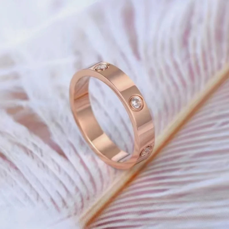High Quality Trendy Stainless Steel Plated Gold Rose Gold Color Couple Wedding Love Ring for Couple Women Men ﻿