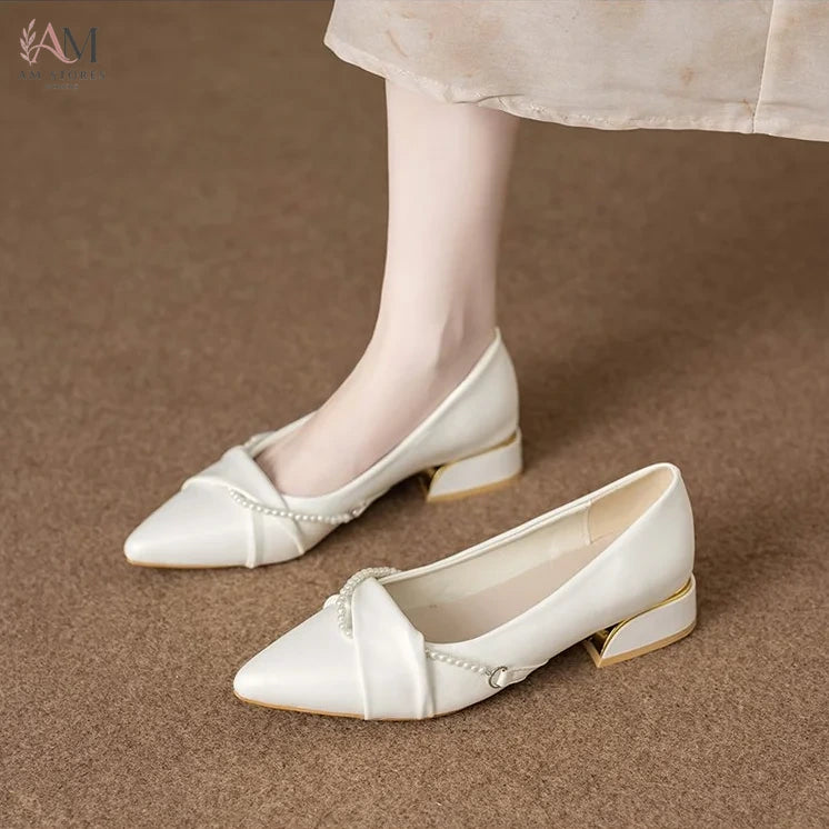 Women's White Pointed-Toe Stiletto Pumps - view 9