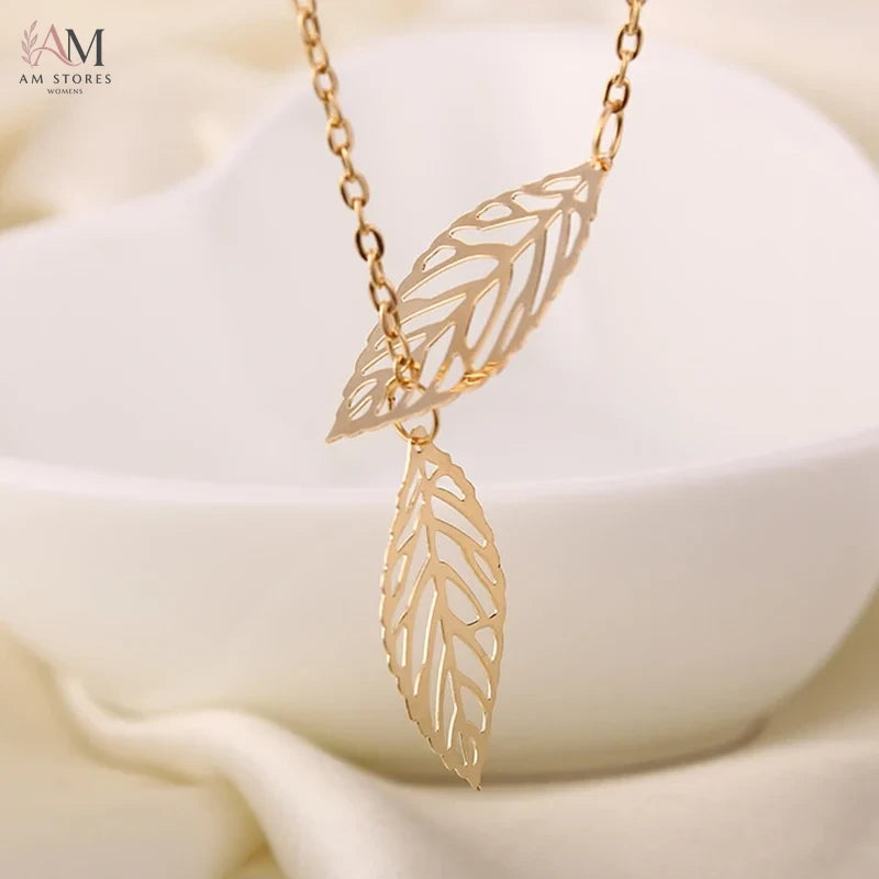 Minimalism Pendant Women's Necklace - view 3